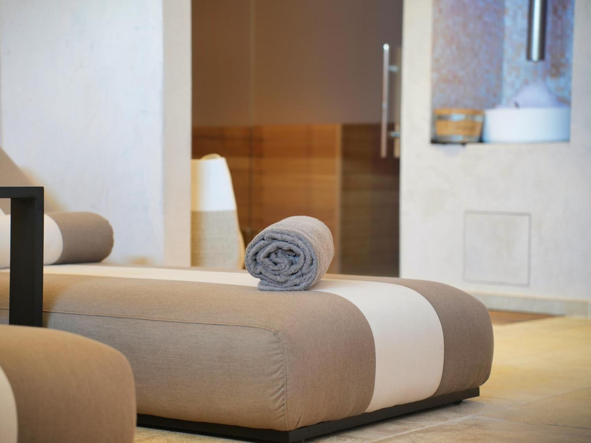 Les Regalia Hotel & Spa Sainte-Lucie de Porto-Vecchio Luaran gambar
