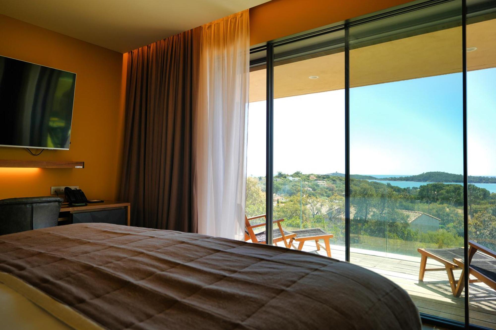 Les Regalia Hotel & Spa Sainte-Lucie de Porto-Vecchio Luaran gambar
