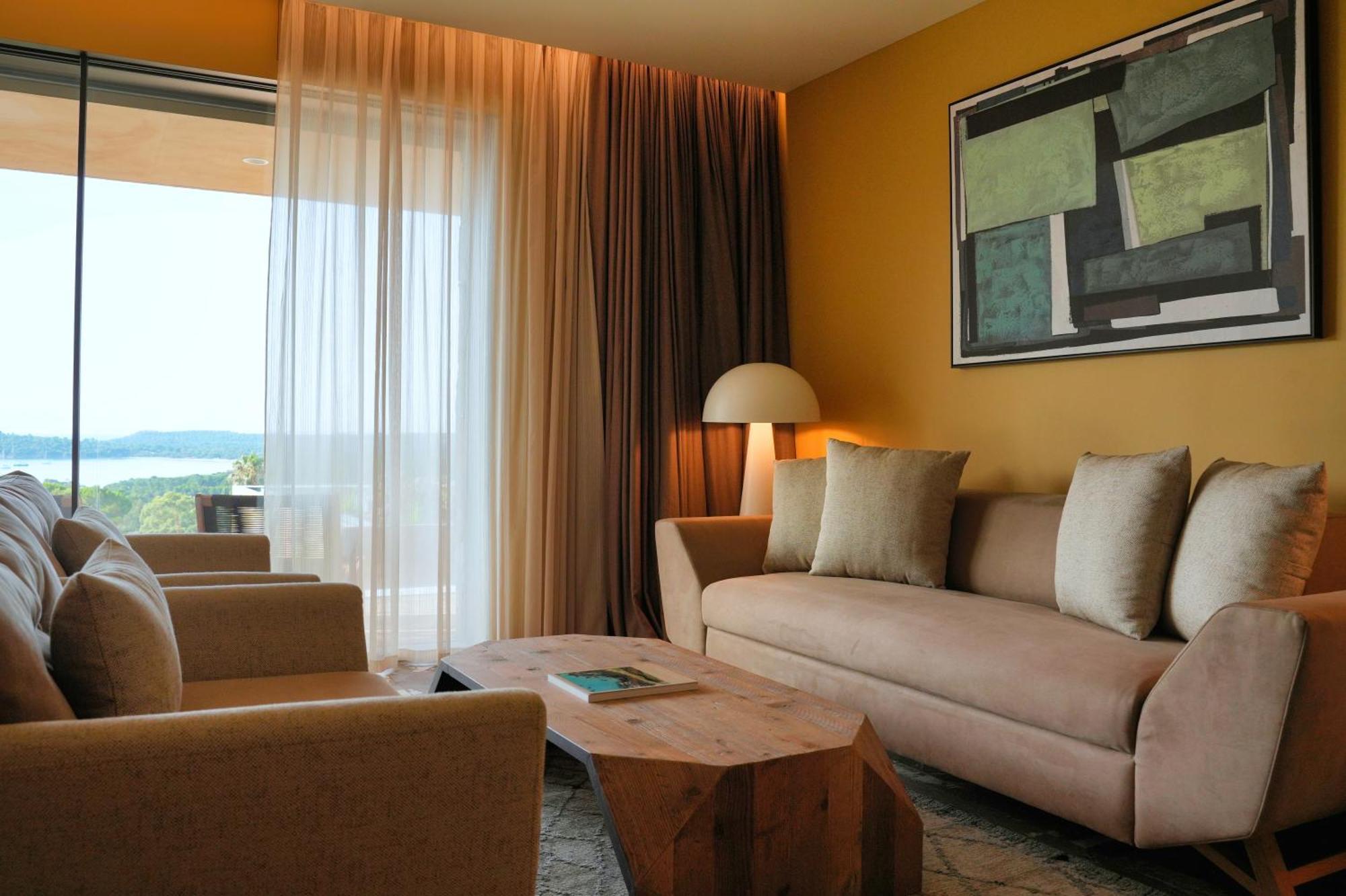 Les Regalia Hotel & Spa Sainte-Lucie de Porto-Vecchio Luaran gambar