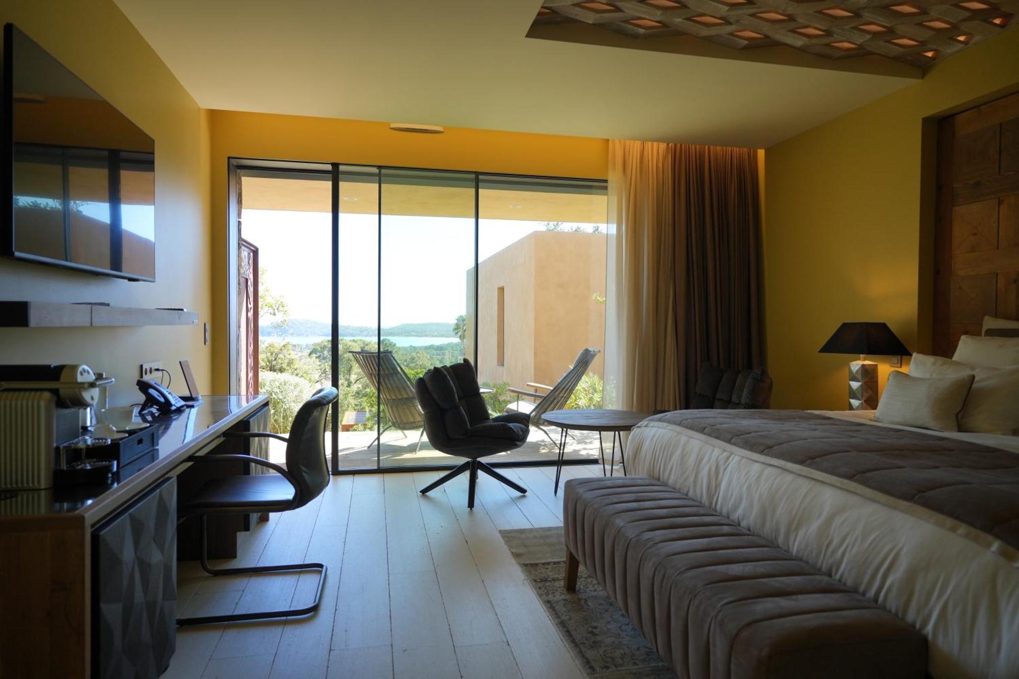 Les Regalia Hotel & Spa Sainte-Lucie de Porto-Vecchio Luaran gambar